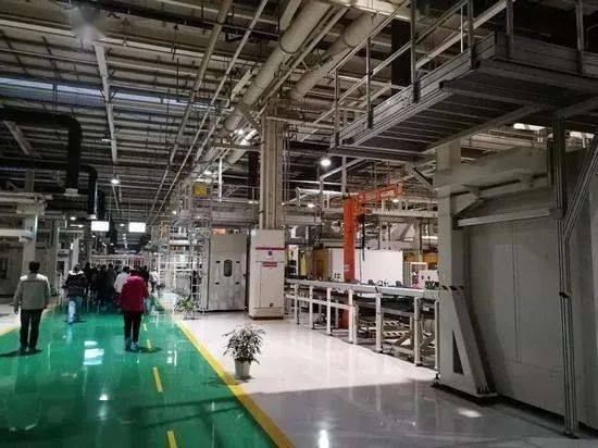 一汽锡柴 绿色工厂 创新科技提 气质 一条喷涂线全年减排VOCs 4.7 吨
